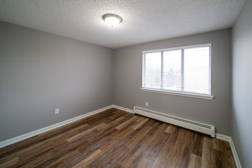 Renovated Apartment Home at  Lincoln Square Apartments at 4055 Knoll Drive in Hamburg, NY