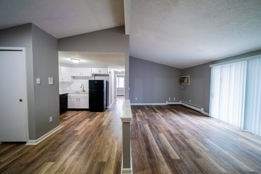 Renovated Apartment Home at  Lincoln Square Apartments at 4055 Knoll Drive in Hamburg, NY
