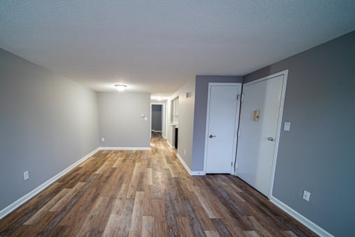Renovated Apartment Home at  Lincoln Square Apartments at 4055 Knoll Drive in Hamburg, NY
