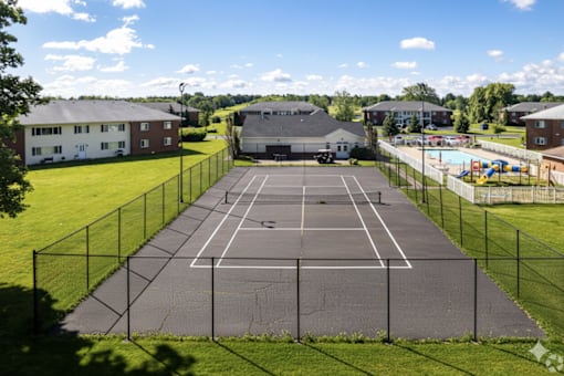 Tennis Courts at CenterPointe Apartments & Townhomes, New York, 14424