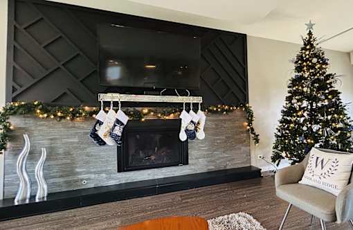 Living Room at Woodland Ridge, Woodridge, Illinois, 60517
