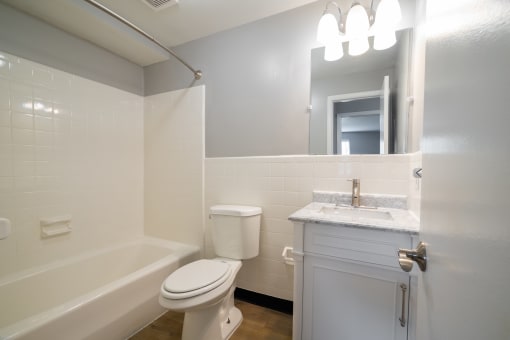 Bathroom with vanity at Willowbrooke Apartments & Townhomes at 396 Willowbrooke Drive in Brockport, NY 14420