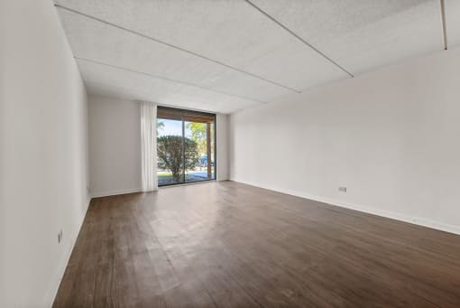 Living Space  at Woodland Ridge Apartments in Woodridge, IL