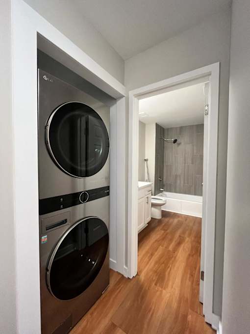 full size washer/dryer