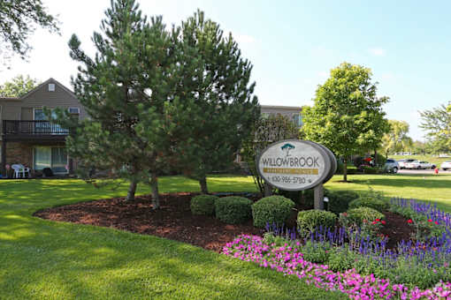 Willowbrook apartments sign