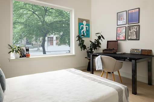 Bedroom with Large Bed and desk at The Hawthorn, Philadelphia, 19131