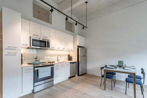 Kitchen And Dining at 1600 Callowhill, Philadelphia Pennsylvania