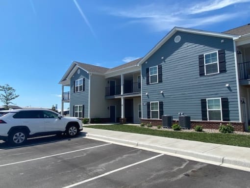 Exterior 3