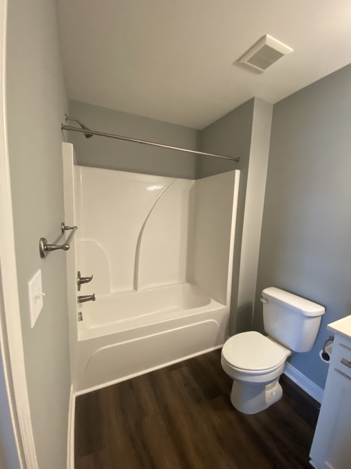 Bathroom Tub
