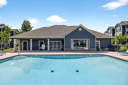 Sparkling Pool at Aventura at Richmond, St. Peters, MO, 63376