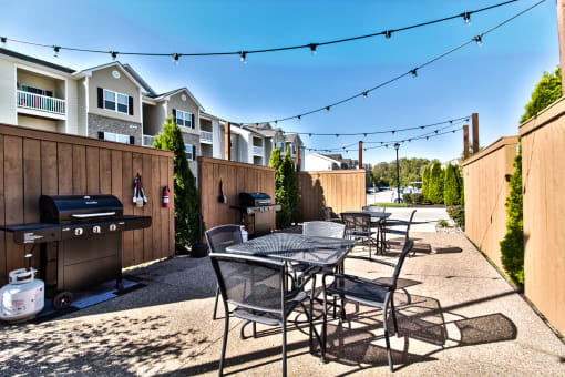 Aventura at Mid Rivers Pocket Park with Gas Grills and Seating Areas  at Aventura at Mid Rivers, St. Charles, 63304