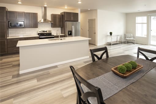 Howard Lofts, 2 Bed, 2 Bath, Kitchen and Dining