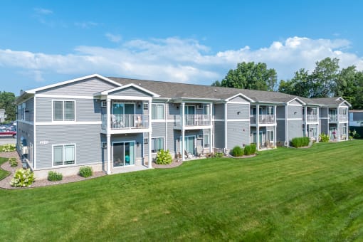 Riverbank Exterior Photo