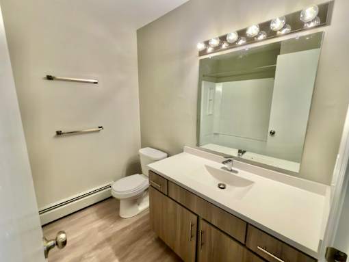 2-Bed Renovated Bathroom