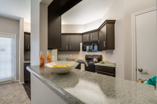 Kitchen Granite Countertops at Summerstone Apartments, Texas
