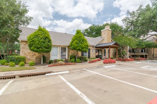 Reserved Resident Parking at Woodchase, Texas, 76039