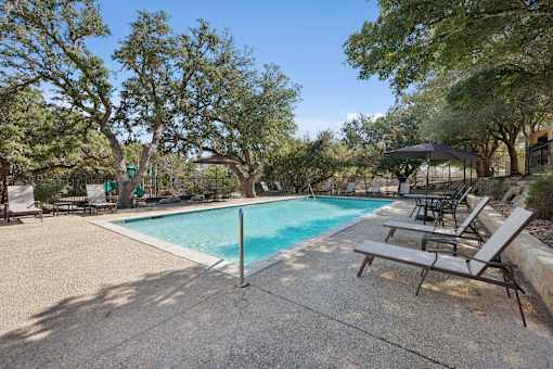Sunny day and pool at Crosspoint Oaks at Boerne, Boerne, 78006