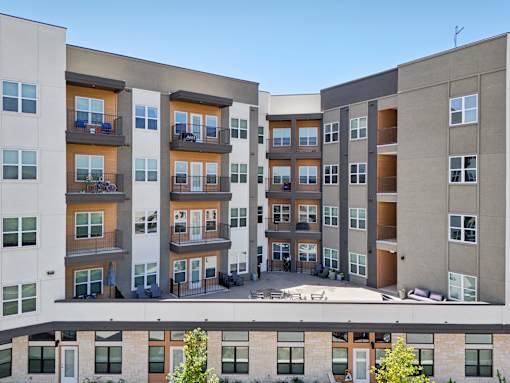 Affordable Apartments at Park South in South Austin, Texas 78748