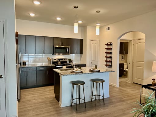 Eat-In Kitchens
