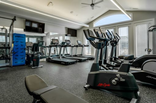 24/7 Fully-Functional Fitness Center at Emerald Creek Apartments, Greenville, 29607