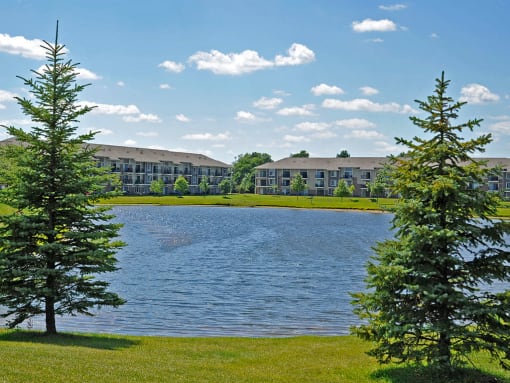Lake with Green Surroundings at Prairie Lakes Apartments, Peoria, Illinois