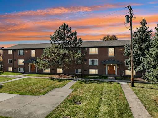 Fresh Green Garden at The Loop on Greenfield Apartments, Oak Park, 48237