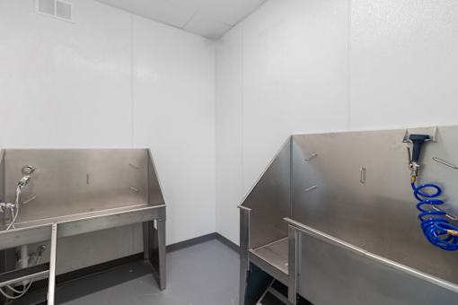 Pet Washing Station at Lafayette West Apartments, Detroit, MI