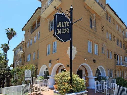 Alto Nido Sign and Building