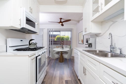 furnished kitchen