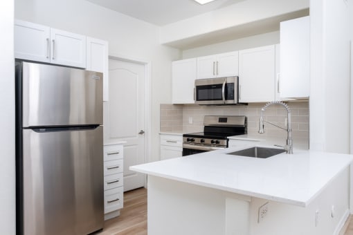 Fully Furnished Kitchen With Stainless Steel Appliances at Dobson 2222, Chandler, AZ, Arizona, 85286