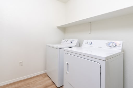 Laundry Room with Washers and Dryers at Dobson 2222, Chandler, 85286