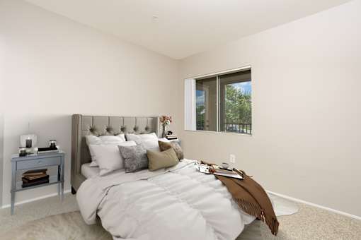 FountainGlen Stevenson Ranch Apartment Bedroom