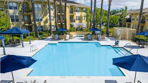 Swimming pool at 55+ FountainGlen Temecula, Temecula