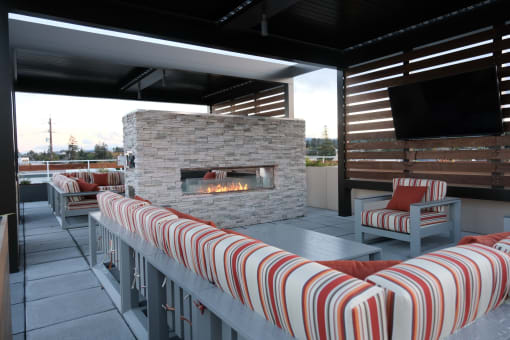 bayswater rooftop lounge with fireplace
