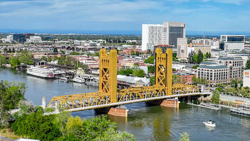 yellow bridge in sacramento