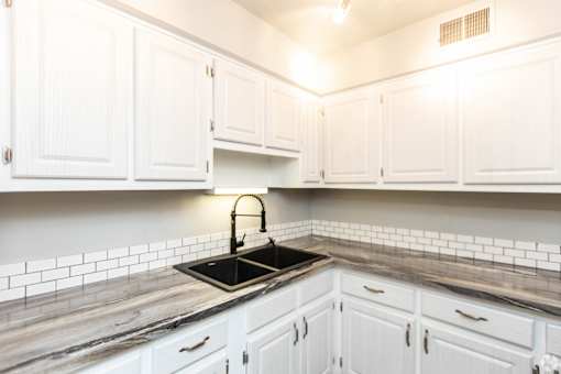 Racccon Creek Apartments Columbus Ohio  Kitchen