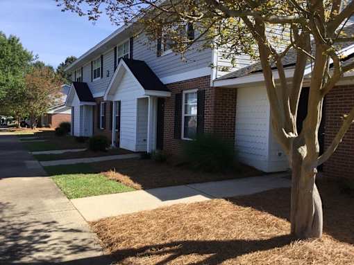 Summercrest Apartment Building