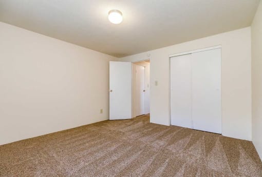 2x1F Bedroom at Waldo Heights, Missouri