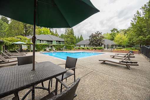 Pool With Relaxing Area at Commons at Dawson Creek Apartments, Hillsboro, Oregon