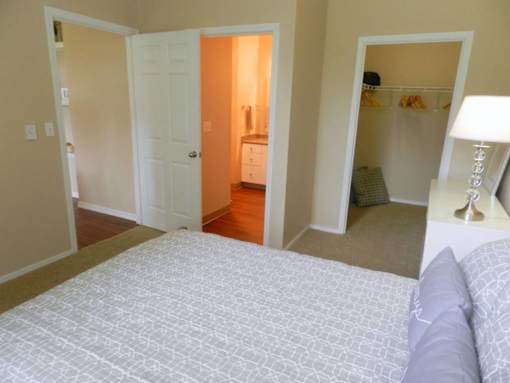 Bedroom With Closet at Commons at Verandas in Tanasbourne Apartments, Hillsboro, 97124