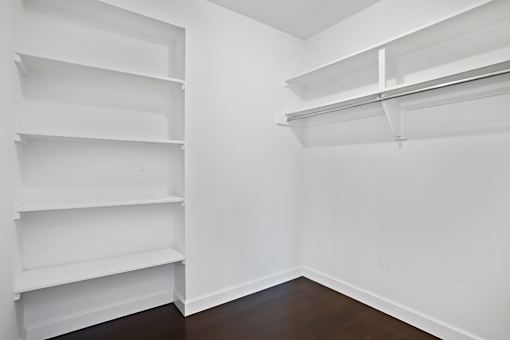 walk-in closet
