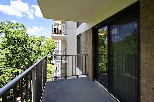 balcony