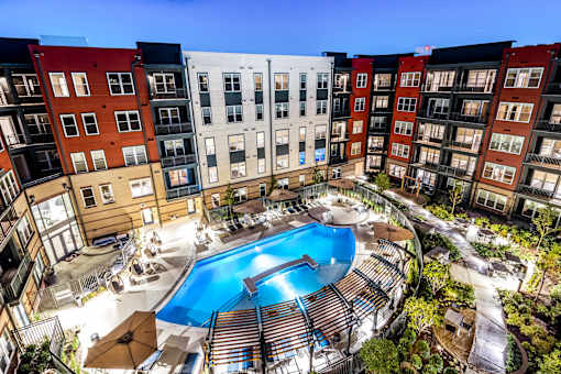 The Edition pool and lounge