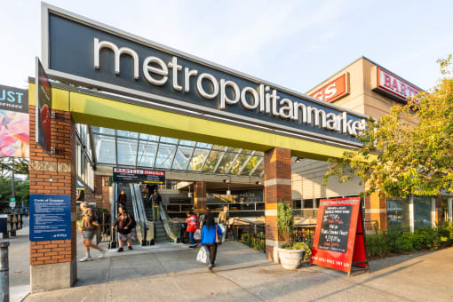 metropolitan market