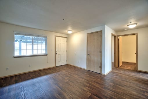Parc East Apartments Living Room and Entryway