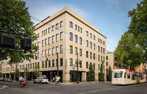 38 Davis Exterior