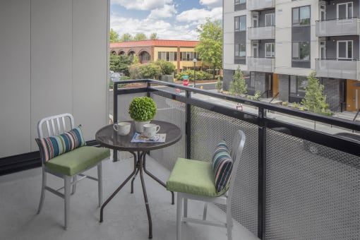 ArcCentral_Beaverton_OR_Interior_Patio