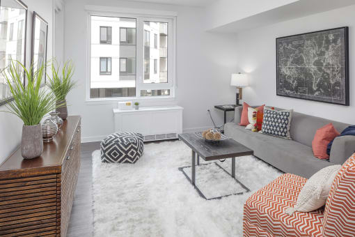 ArcCentral_Beaverton_OR_Interior_LivingRoom_2