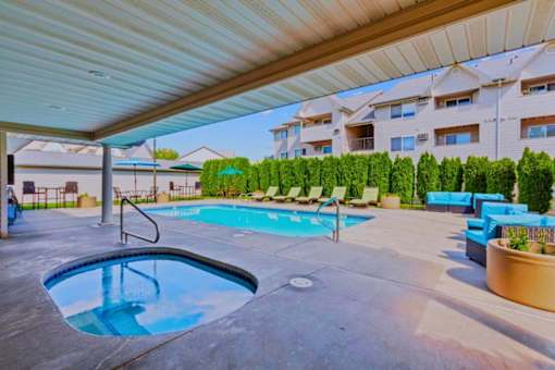 Aspen Apartments in Spokane, Washington Pool and Hot Tub