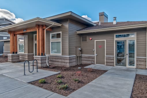 RedPoint_Redmond_OR_Exterior_Clubhouse